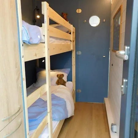 보트호텔 Hausbot Na Vltave *