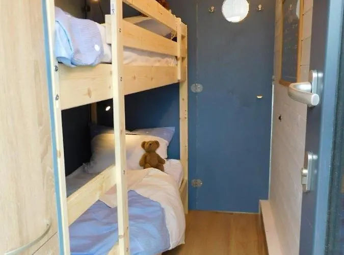 Botel Hausbót Na Vltavě *